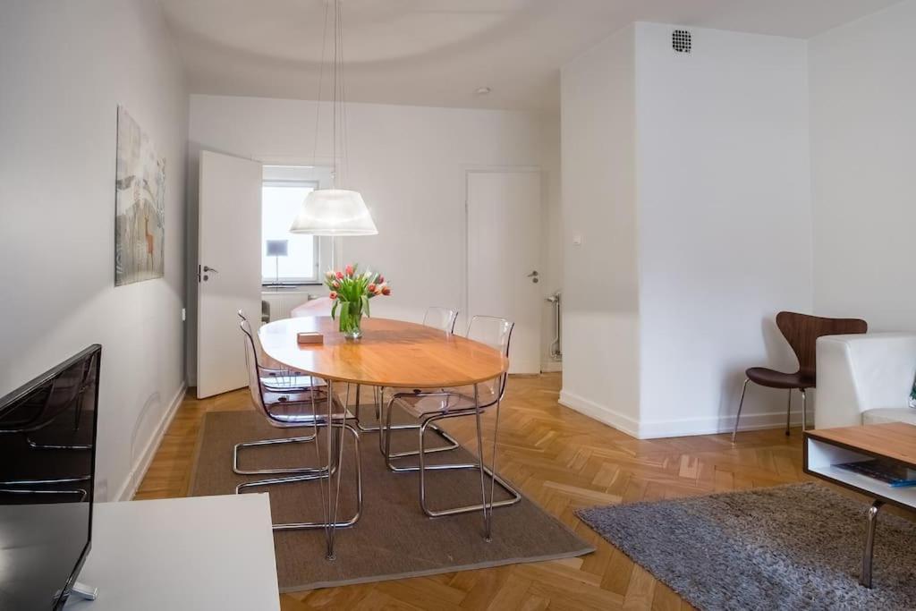 Stockholm Checkin Apartment Alvik מראה חיצוני תמונה