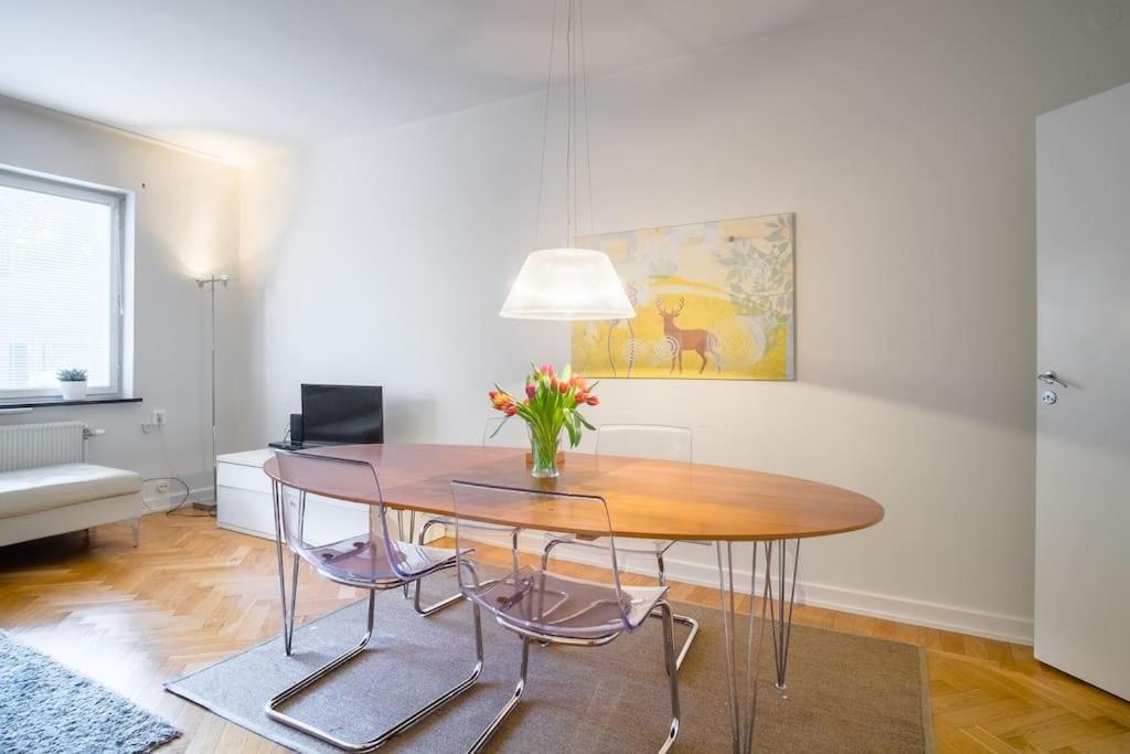 Stockholm Checkin Apartment Alvik מראה חיצוני תמונה